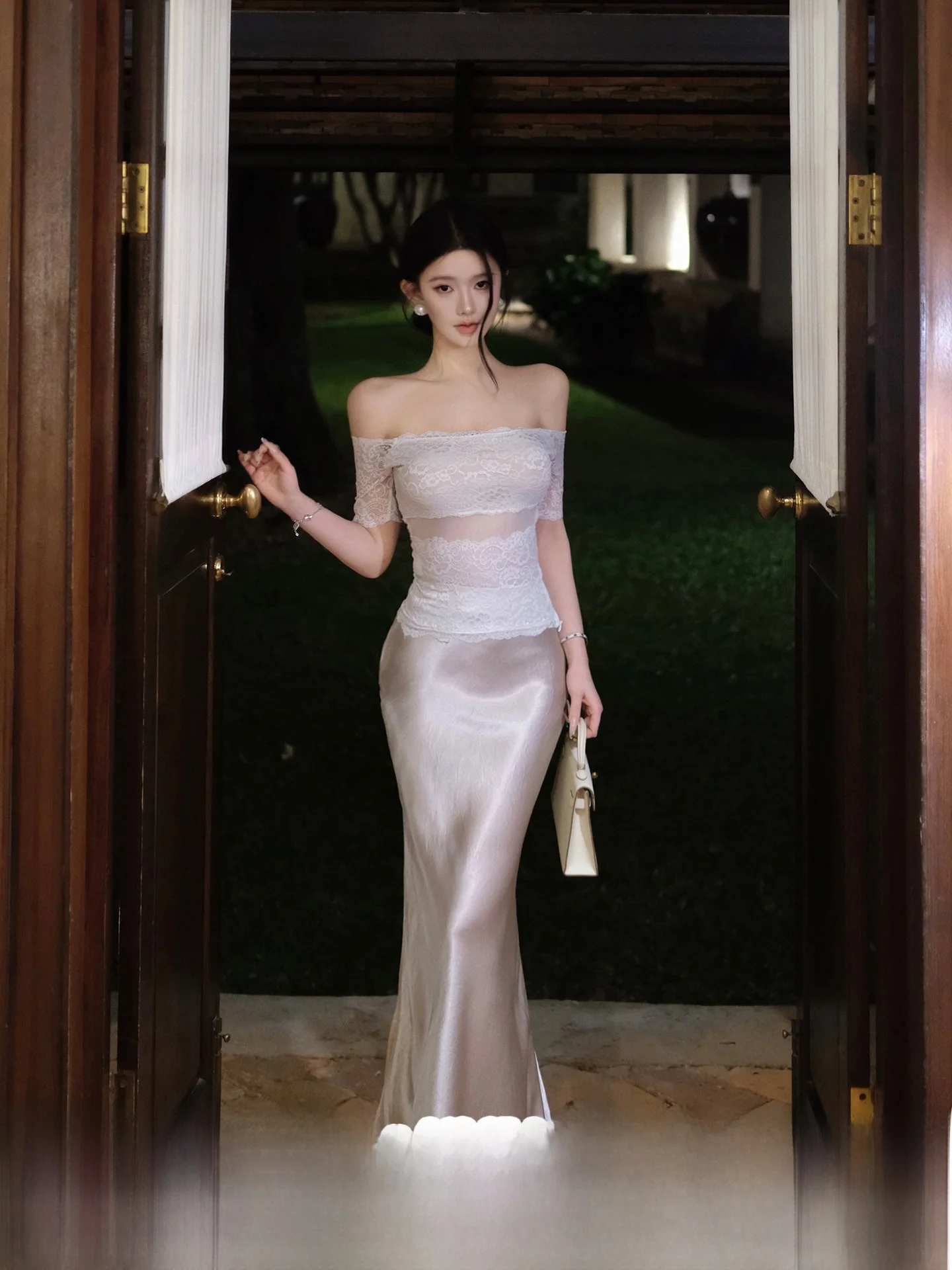 

White Lace Embroidery One Shoulder Top And Fish Tail Half Skirt Set Women's Fashion Ensemble Summer Autumn Spring Seasonal Wear