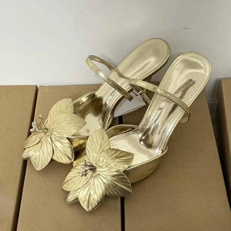 

Golden Flower Pumps Women Wedding Party Ladies Stiletto Heels Shoes Sexy Pointed Toe Banquet Design Modern Sandals