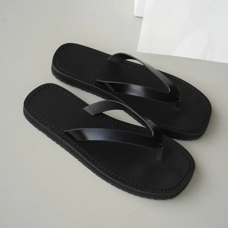 Summer New Niche Flip-flops Flat Simple Casual Beach Sandals Women Slippers