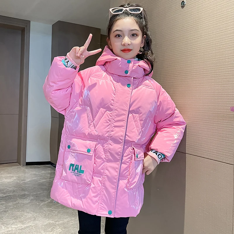 

Brand designer of girls' down jacket designs 2023 new children's winter clothes and cashmere padded down jacket leisure jacket