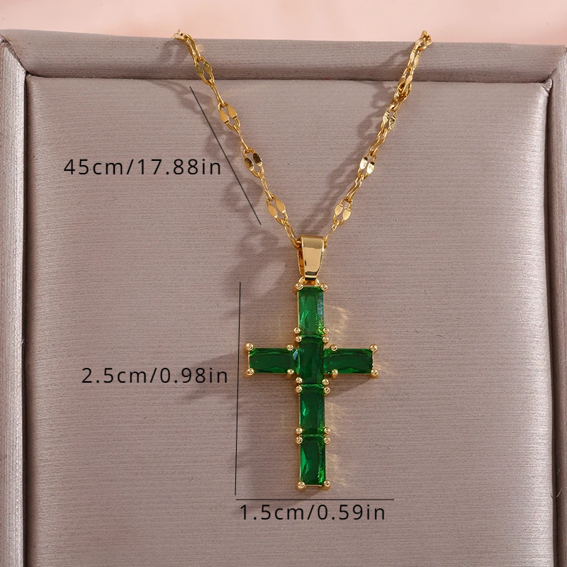 The Fashionable Green Cross Pendant Necklace Gives Women A Sense of Luxury and Niche Design