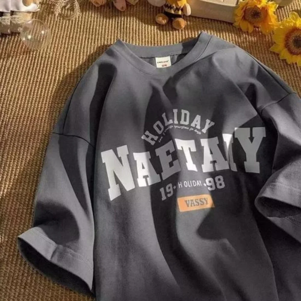 男性夏の Tシャツレタープリント半袖ラウンドルーズレトロ和風カジュアル日常着ティーンエイジャーストリート春トップ