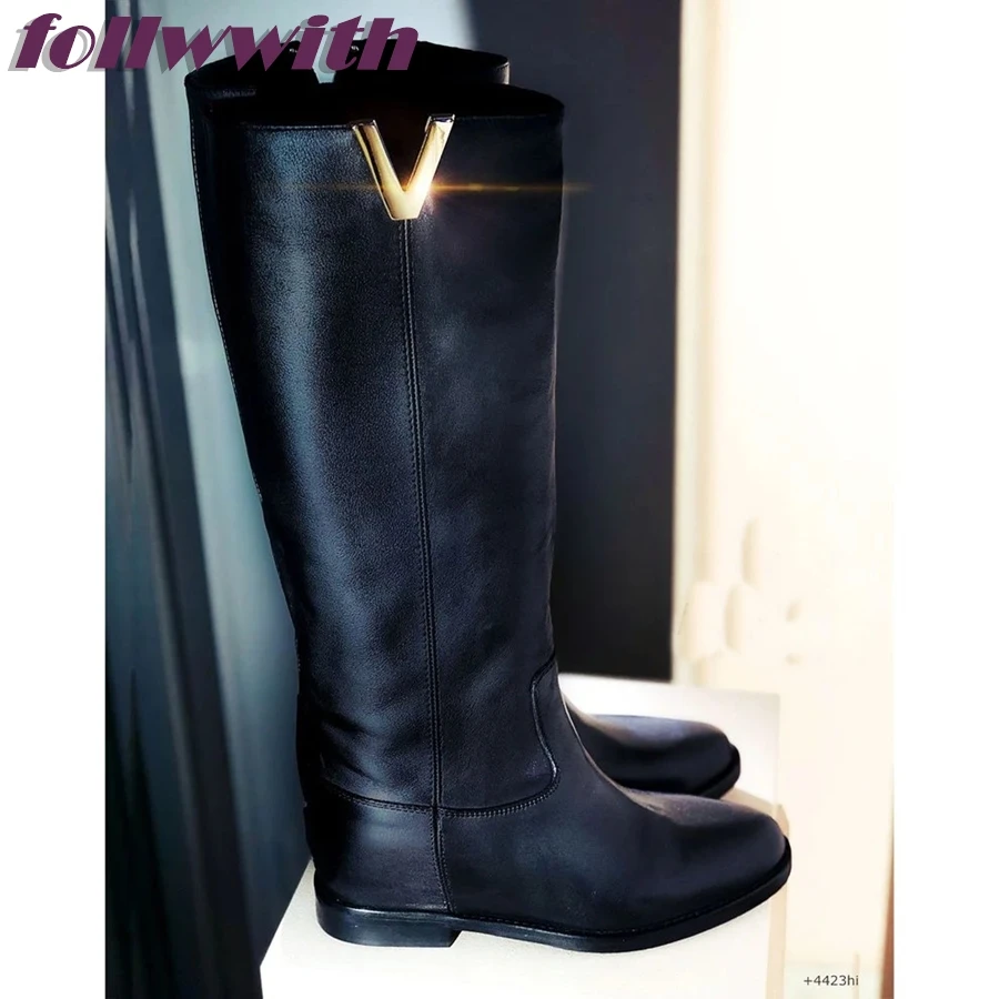 Botas hasta la rodilla de cuero para mujer, zapatos de punta redonda concisos, diseño sólido, decoración de Metal, nueva marca, Invierno