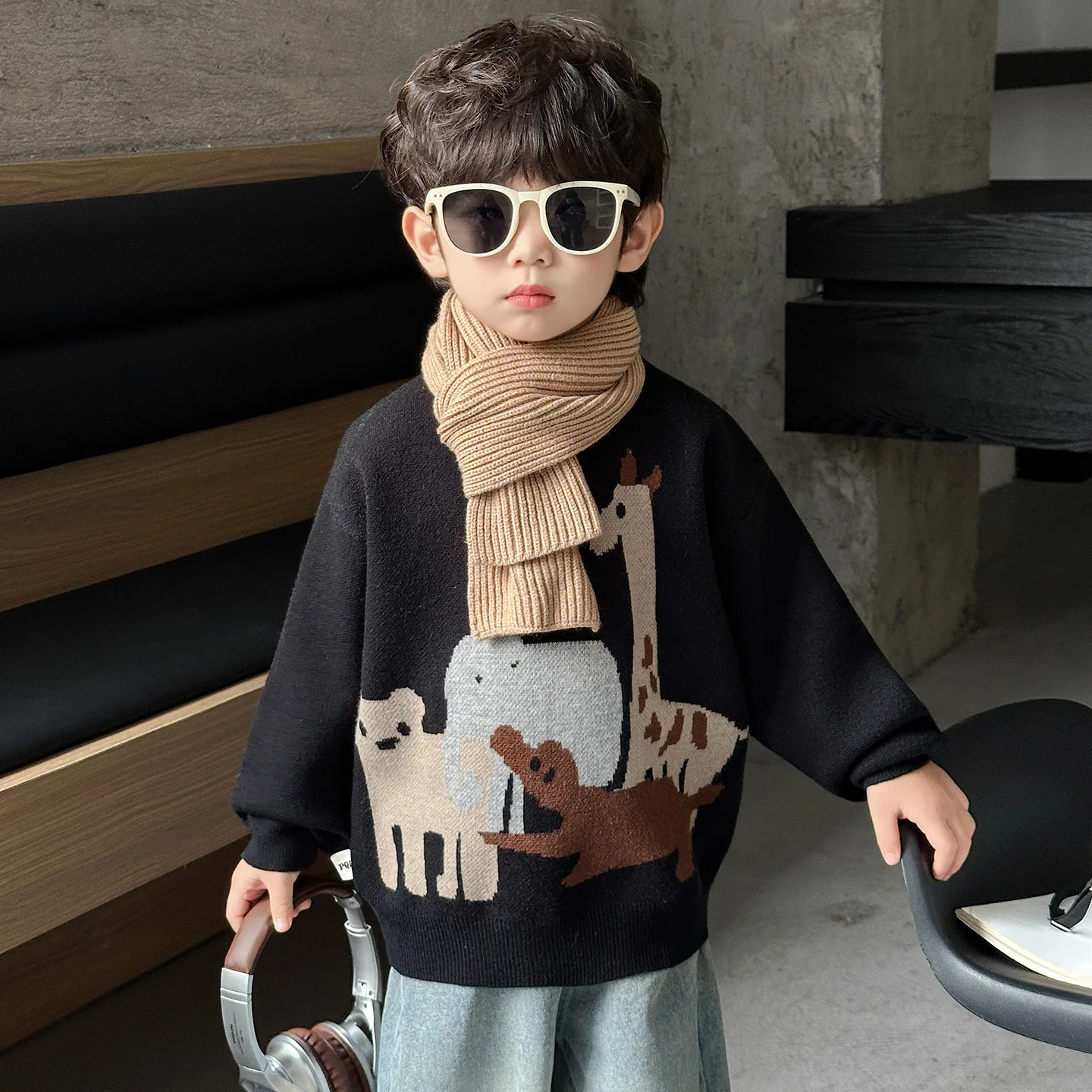 

Утепленный вязаный свитер с мультяшным принтом для мальчиков, осенне-зимний, мягкий хлопковый, корейская версия, с животным узором, теплый, для ношения под одеждой