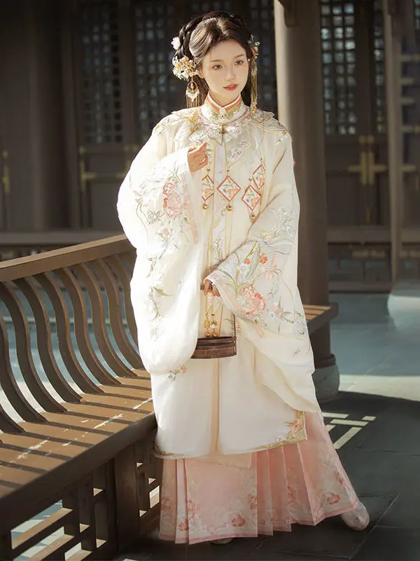 Arte de Jade [Hua Tuan Su] Hanfu para mujer, falda con cara de caballo hecha Ming, industria pesada, camisa bordada con cuello de pie y hombro en la nube, nuevo