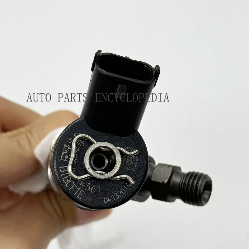 SSS+ 4X Fuel Injector 04132014 0445110561 For Bosch Deutz TD 2.9 TCD2.9 L4 2.9 Engine