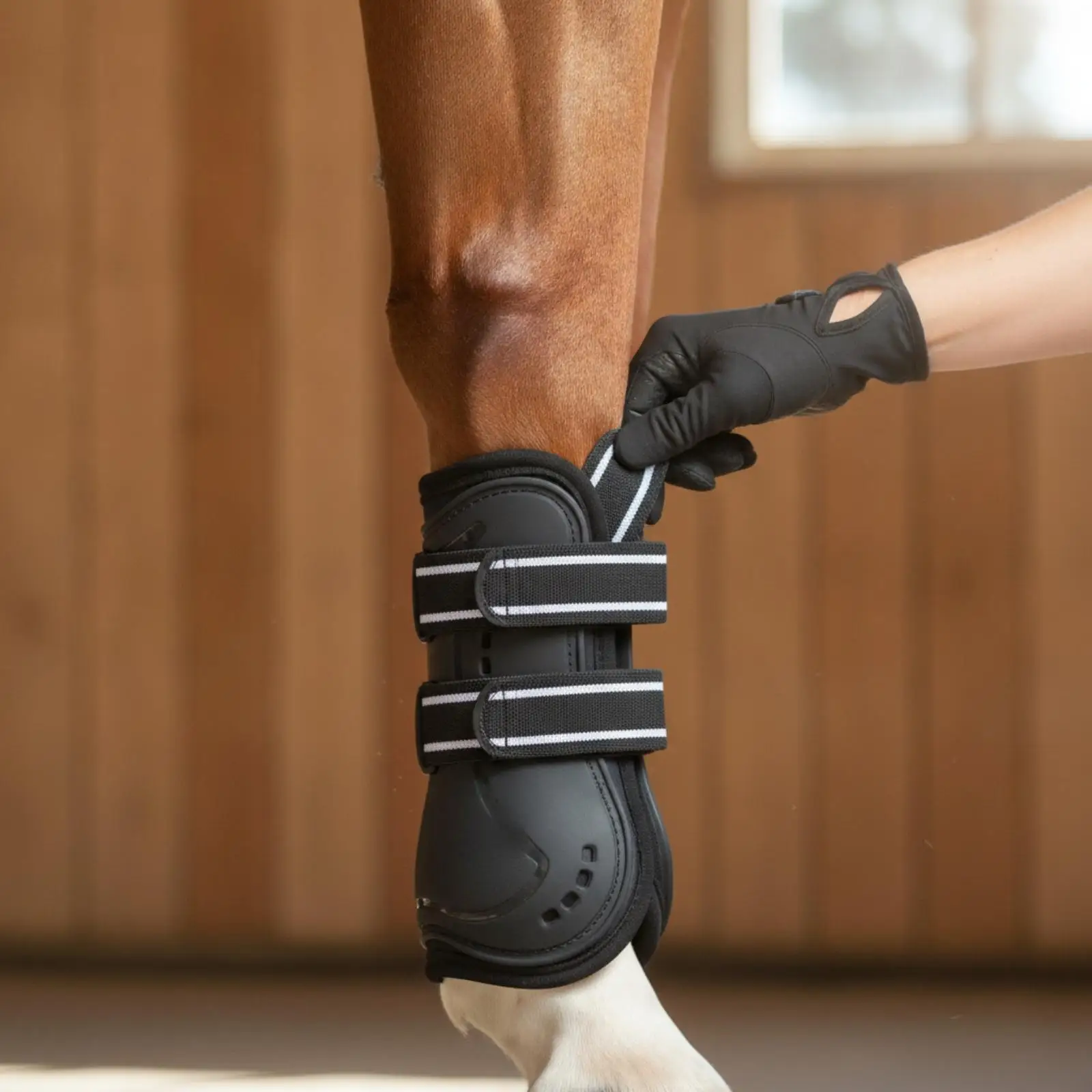 juego-completo-de-botas-para-patas-de-caballo-con-diseno-ergonomico-que-cubren-la-parte-delantera-y-trasera-y-cuentan-con-cierres-ajustables-para-deportes-ecuestres-de-salto