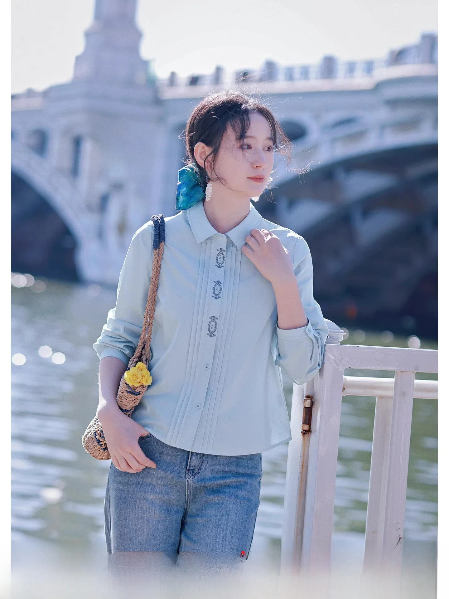 

Синяя повседневная свободная женская блузка с длинным рукавом, весна 2026, новая коллекция, художественный дизайн, из дышащего хлопка, комфортный модный топ