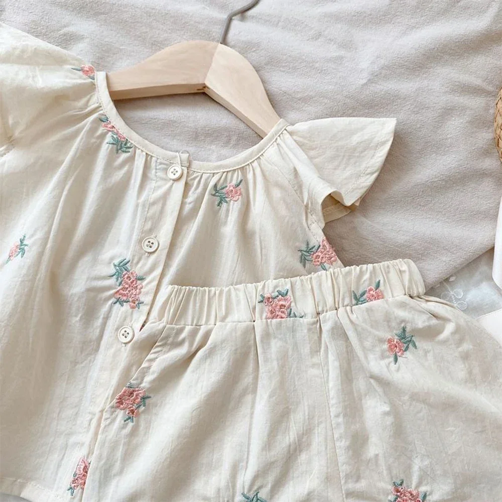 Girls' Summer Fashion Set Children's Flower Print Flying Sleeve Top+Shorts Two Piece Cute Little Girl Refreshing Set