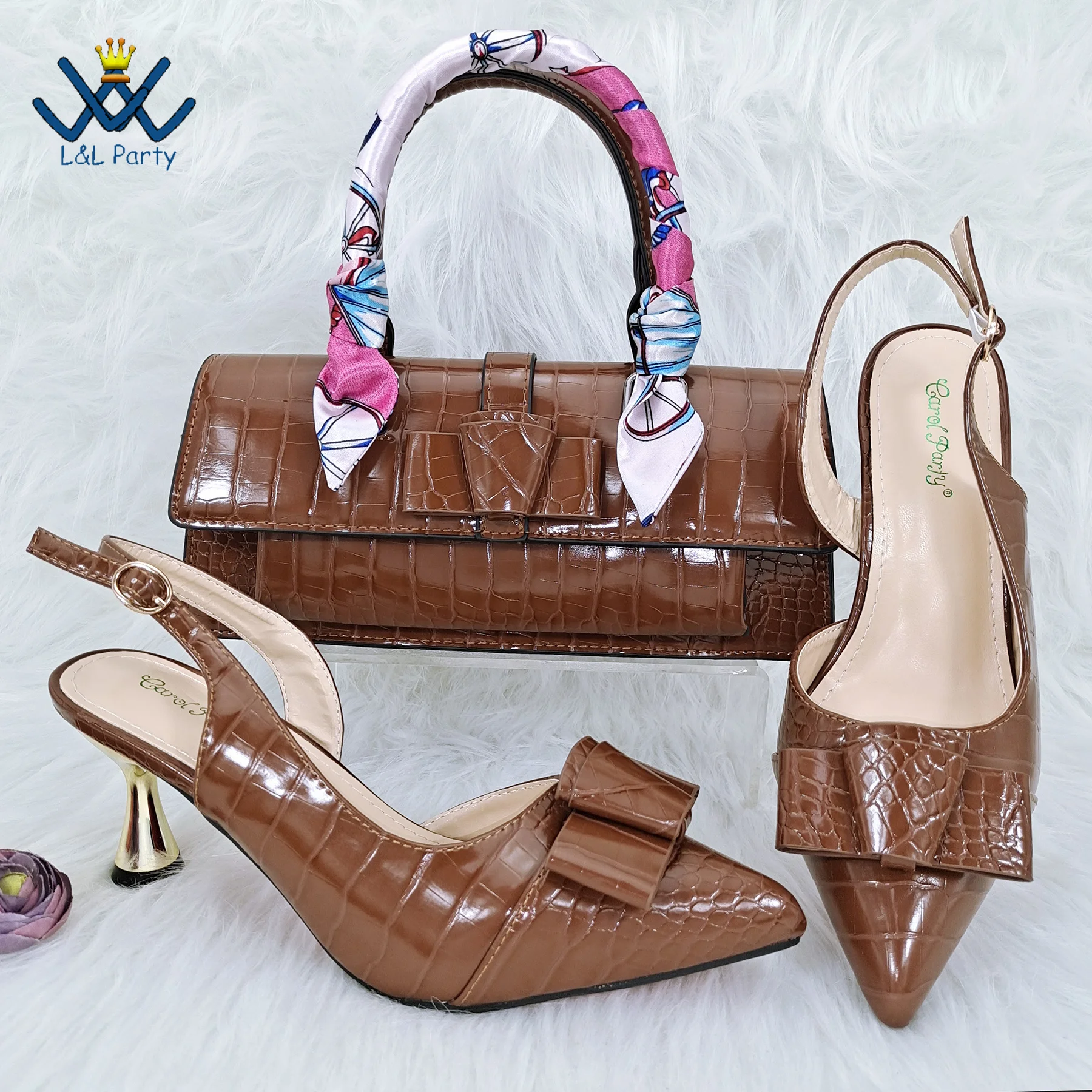 

Comfortable Heels New Arrivals Italian Design Nigerian Women Shoes and Bag Set in Brown Color with Appliques for Party