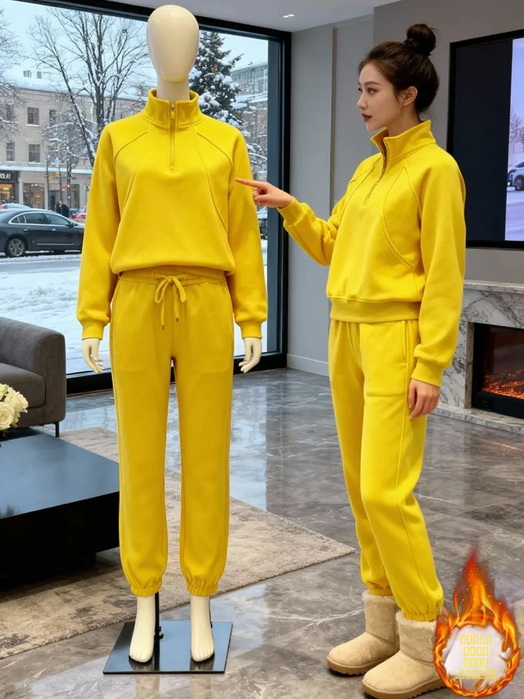 

Спортивный костюм Thiened Fce для женщин, новинка зимы 2026, повседневный, омолаживающий, теплый, свитшот и спортивные брюки, комплект из двух предметов, полиэстер...