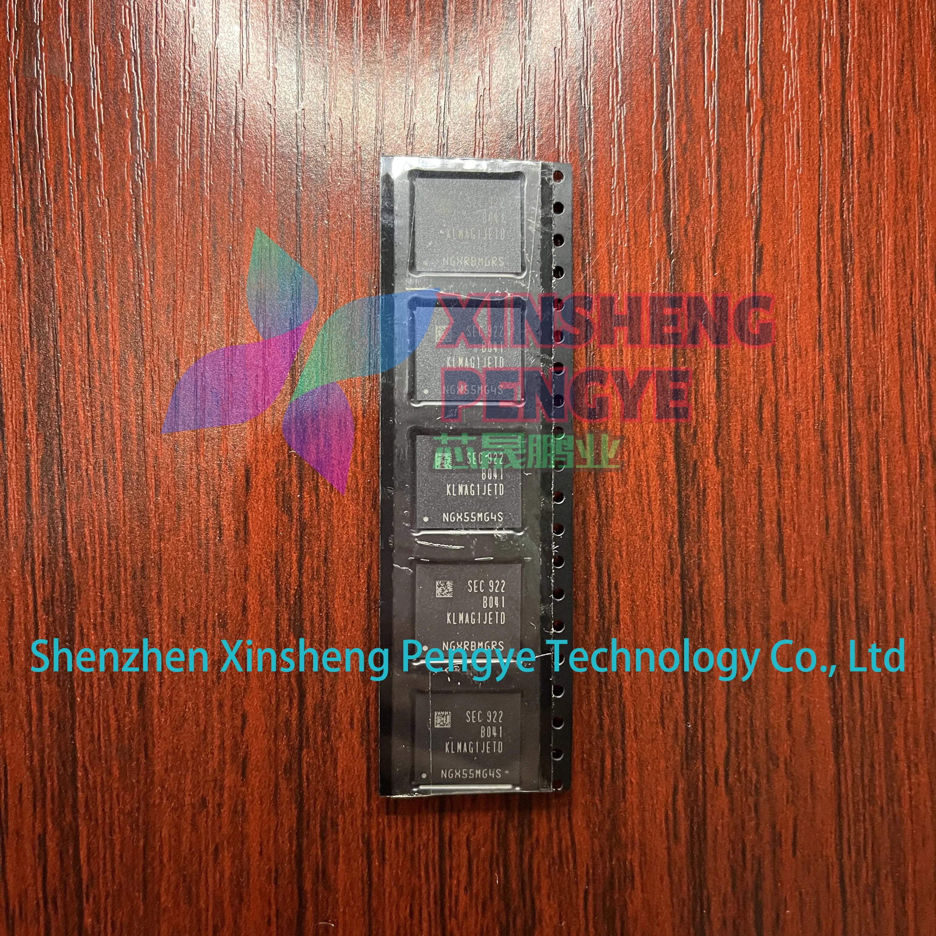 10 ~ 100 قطعة/الوحدة جديد الأصلي KLMAG1JETD-B041 KLMAG1JETD حزمة FBGA-153 eMMC 5.1 16GB 32Mx8 NAND فلاش EMMC الذاكرة IC في المخزون