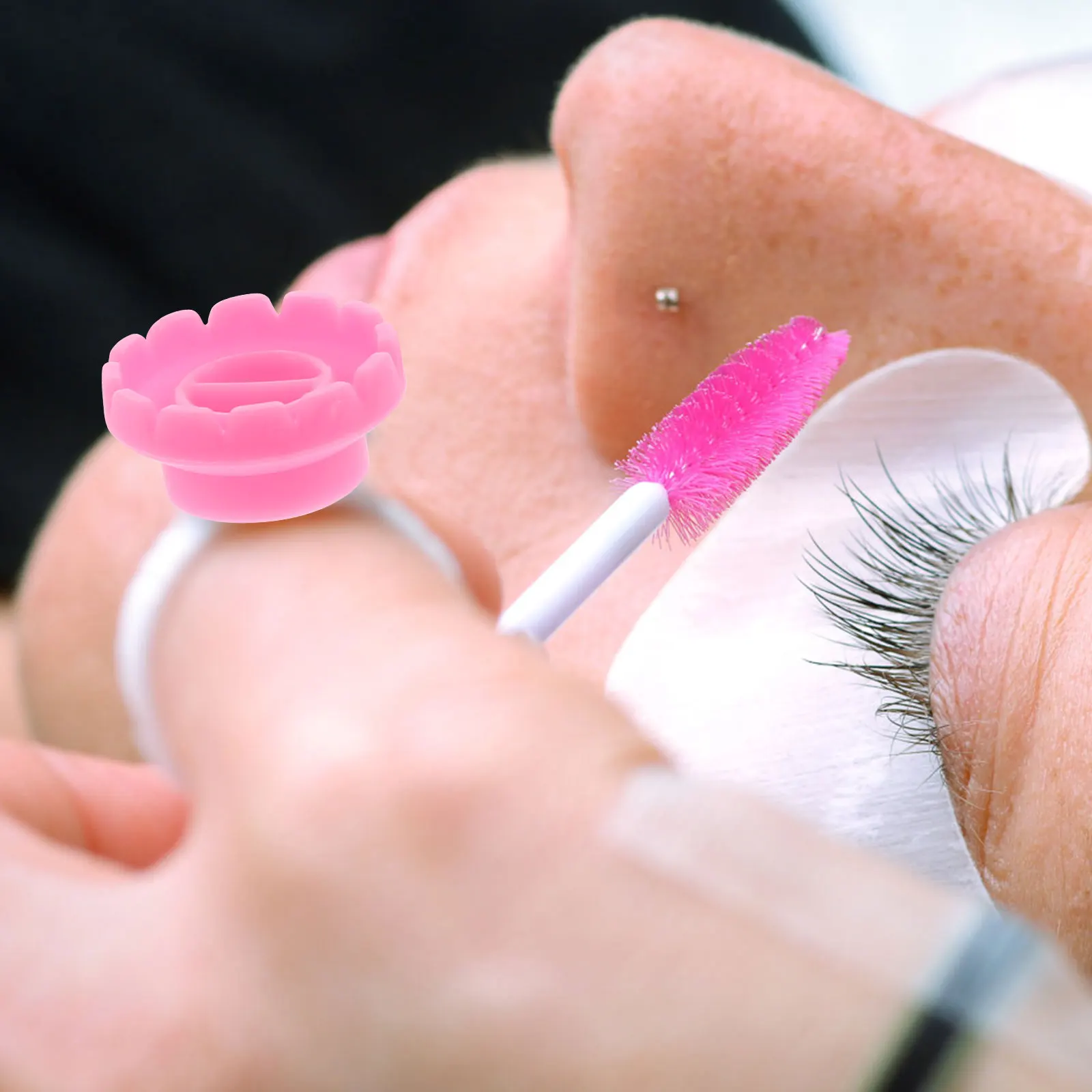 

200pcs Flower Lash Glue Holder Cup Eyelash Grafting Tools White Pink Each Lightweight Extensions Beautician Supplies
