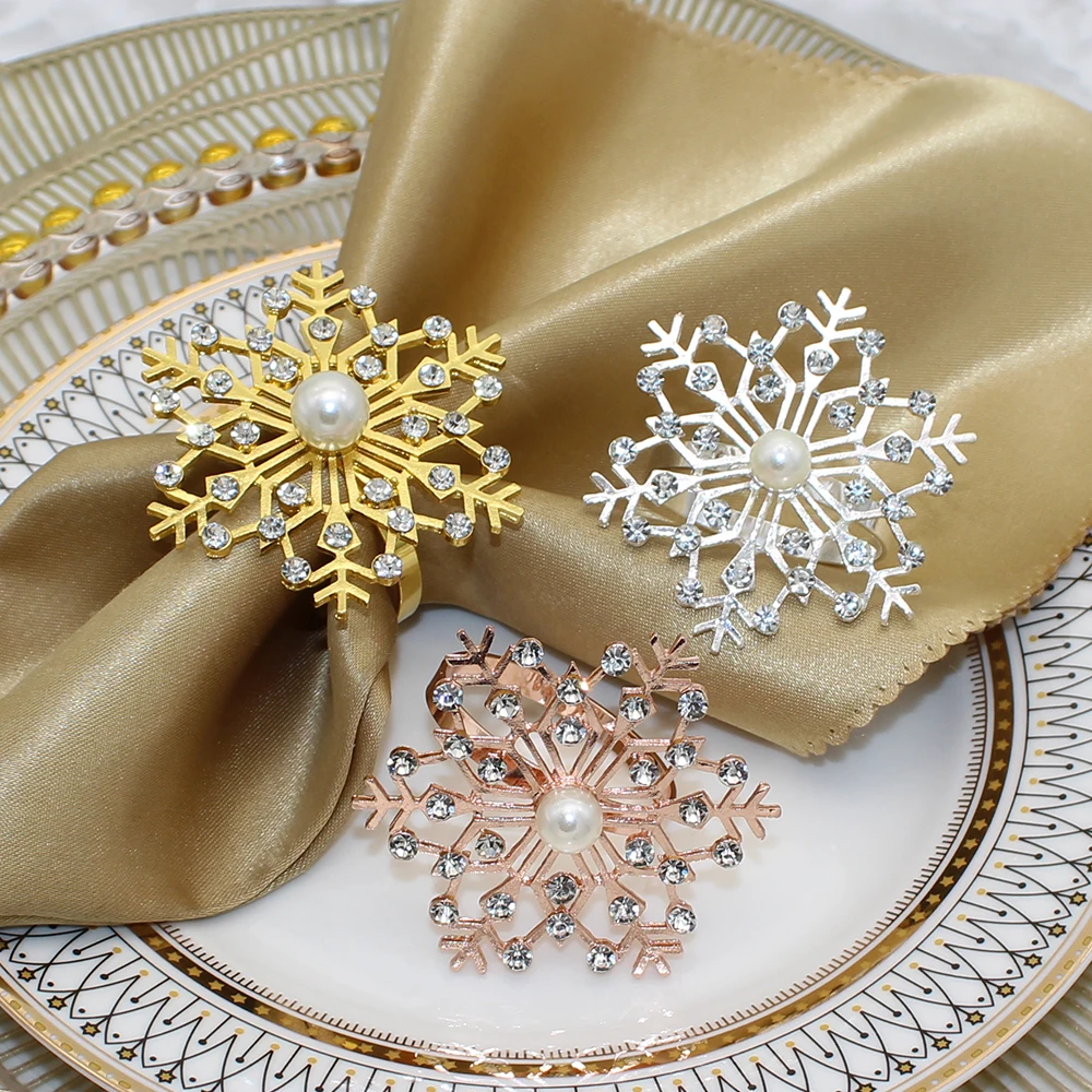 6Pcs Christmas Napkin Rings Xmas Rhinestone Snowflake Napkin Holders for Christmas Wedding Birthday Party Table Decor HWC130