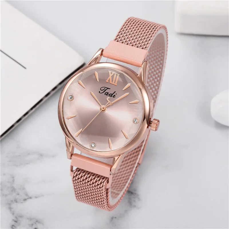 Women's Quartz Watch Elegant Diamond Shaped Glass Large Dial Quartz Watch For Female Soft Strap Simple Stylish Ladies Wristwatch