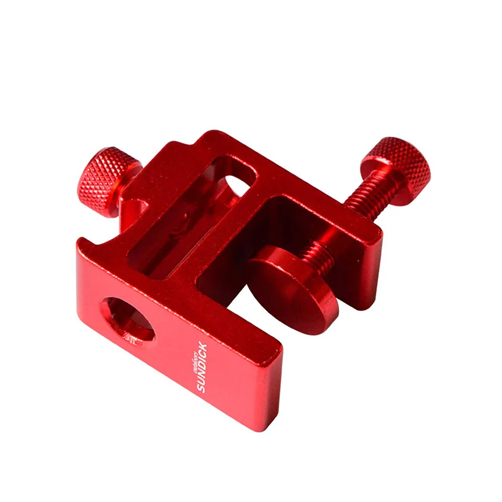 2 pçs suporte de luz pólo braçadeira de mesa clipe ajustável lanterna suporte clipe para pólo de luz para acampamento ao ar livre lanterna câmera