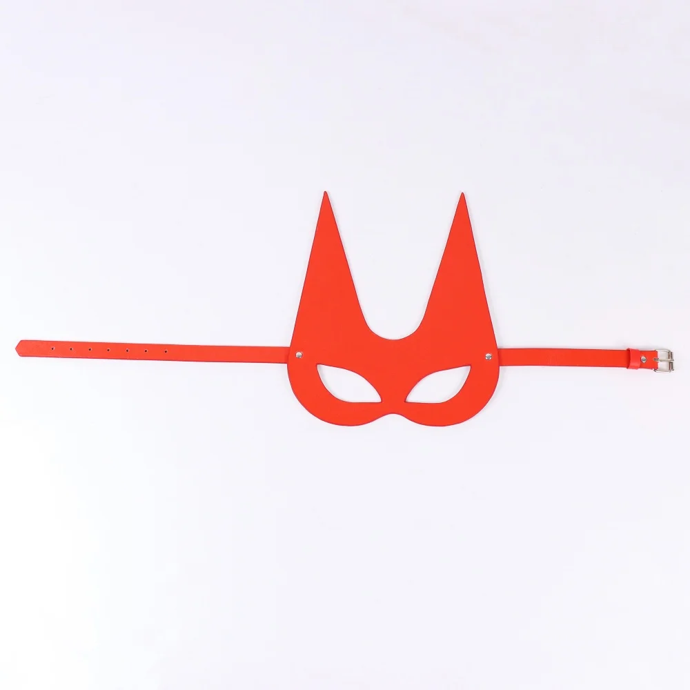 Vintage Red Bat-Shaped Faux Leather Mask Luxury Palace Style Party Masquerade Edgy Girl Gathering Photo Stylish Accessory