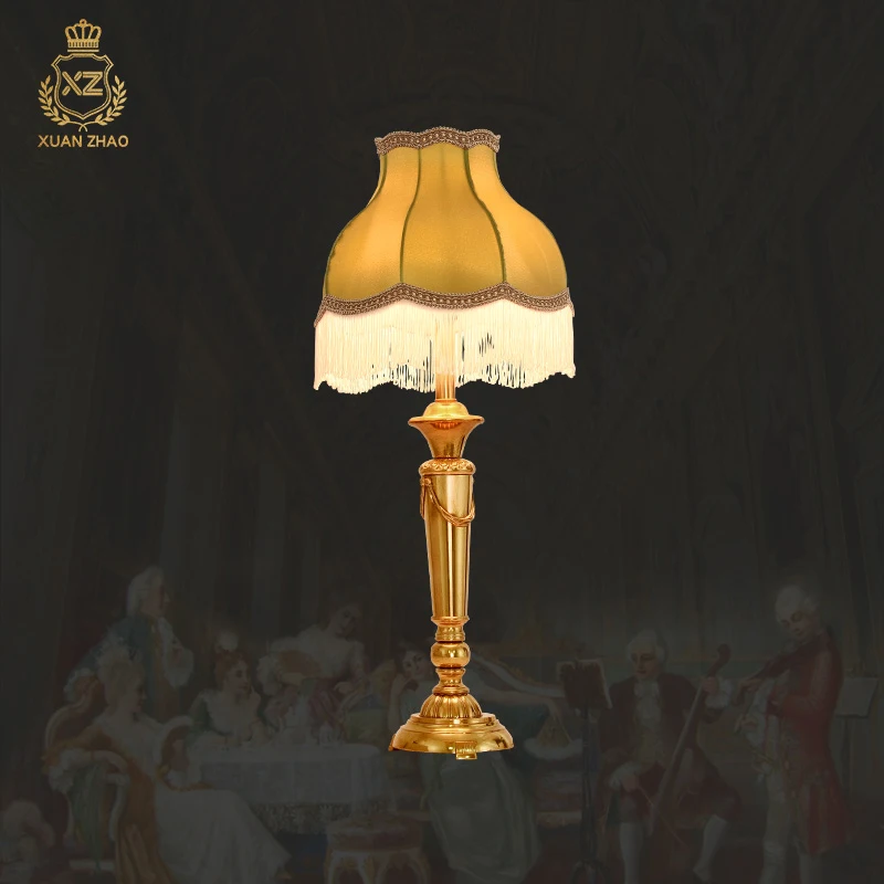 

French Vintage Copper Desk Lamp European Classical Luxury Villa Living Room Lamp Bedroom Bedside Study Classic Lamp