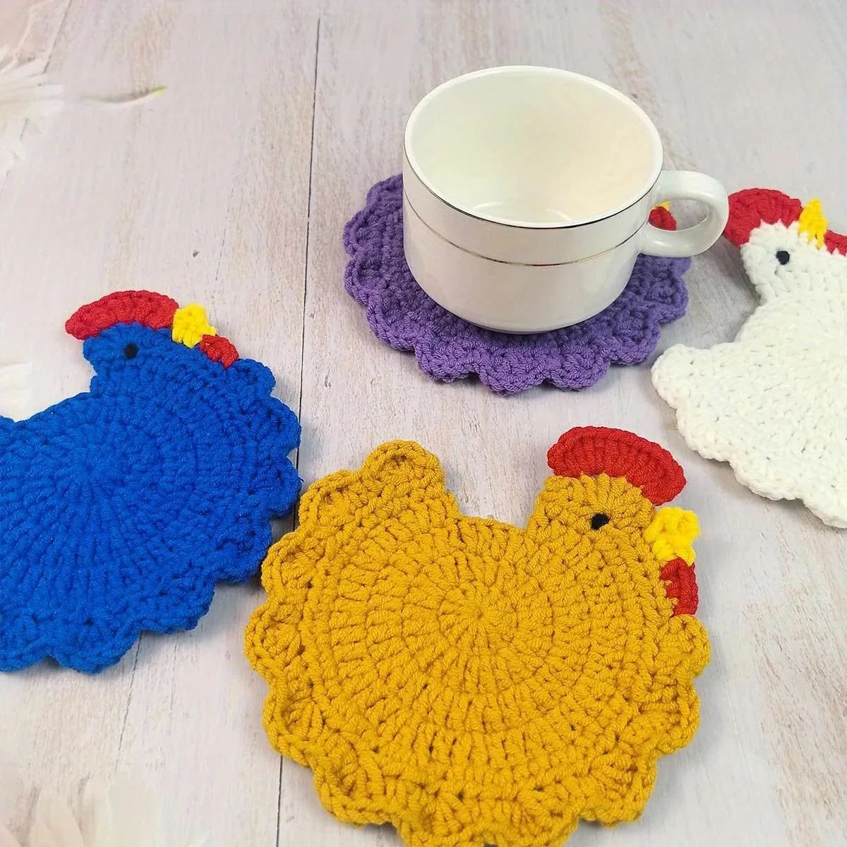 

Finished Tableware Mat, New Hand-crocheted Lace Pumpkin Insulation Pads, Halloween Decorative Coaster