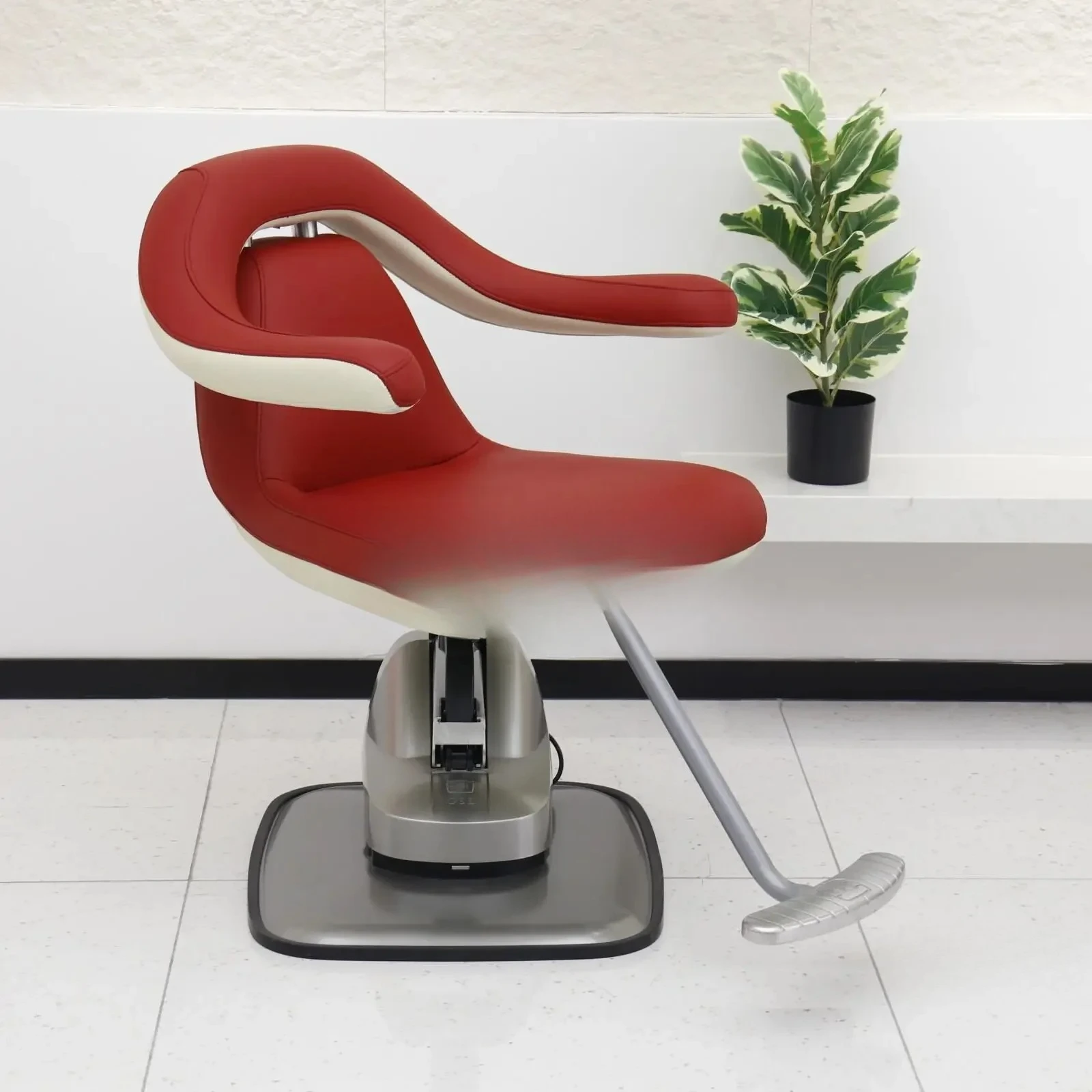 

The new electric barber shop chair is dedicated to the hair salon, shop cutting seat can lift and lower the stoo