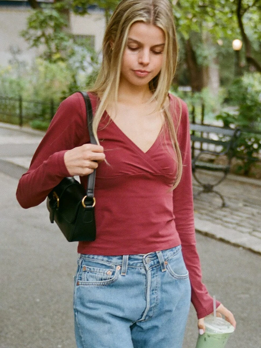 

Женские однотонные тонкие футболки с длинными рукавами, осенние хлопковые укороченные топы с перекрестным v-образным вырезом, новые милые универсальные простые футболки Y2k