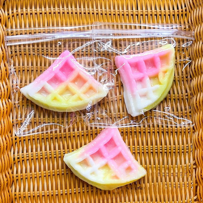 Creative Simulatlon Simulatlon Waffles Soft Pinch Rebound Squeeze Toy Adult Children Stress Relief Venting Toys Kids Fun Gifts