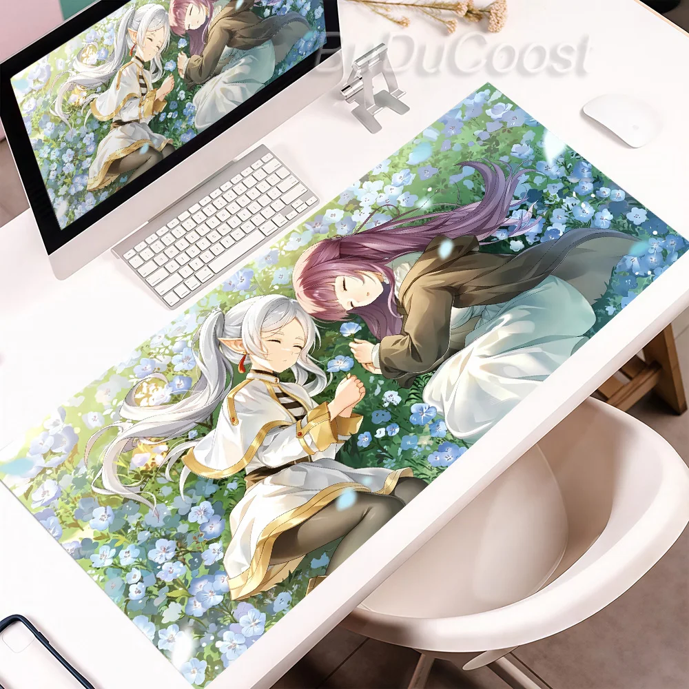 HD-Druck Anime Frieren Mauspad Schreibtisch-Deko mit Versiegelten Kanten Gaming-Tastatur Computer Gamer Großes Gummi-Mauspad Laptop-Schreibtischunterlage
