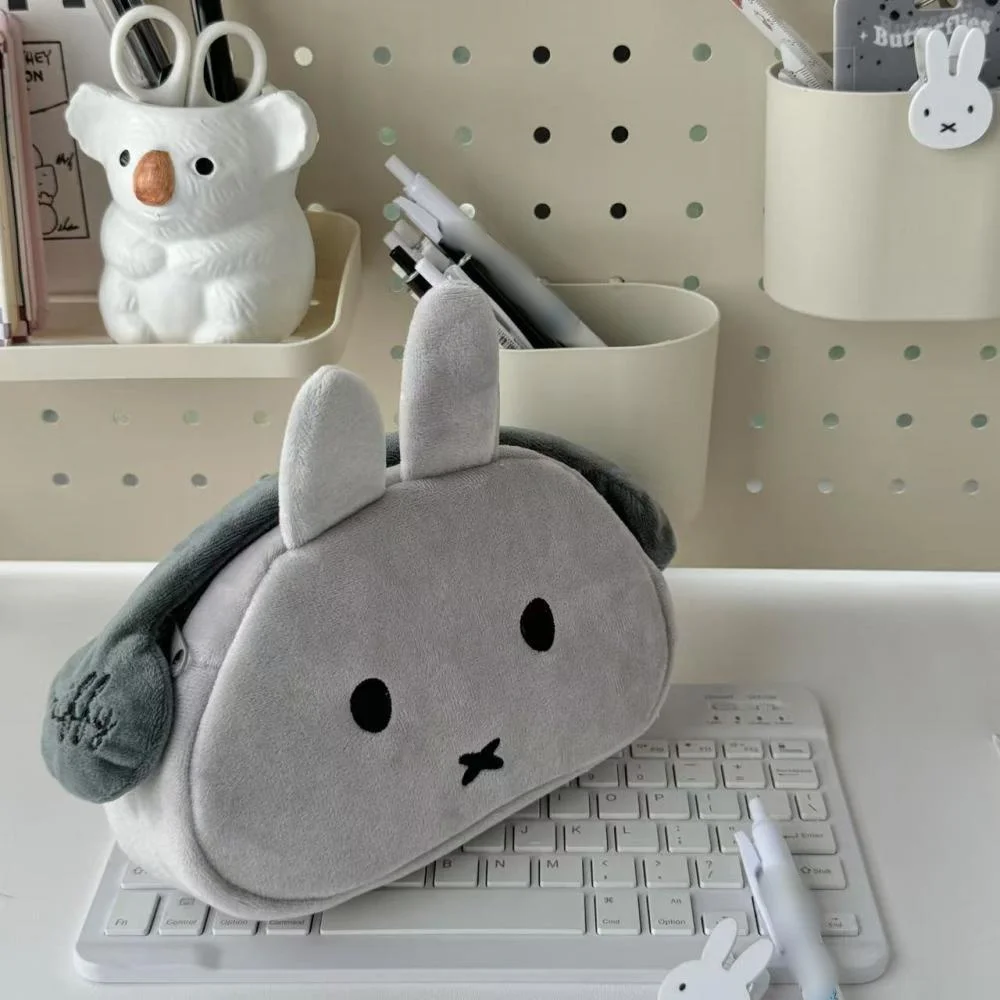 

Новый пенал Miffy Kawaii Miffy Rabbit, мультяшные наушники, коробка для канцелярских принадлежностей с кроликом, студенческий рабочий стол, украшение для хранения мелких предметов