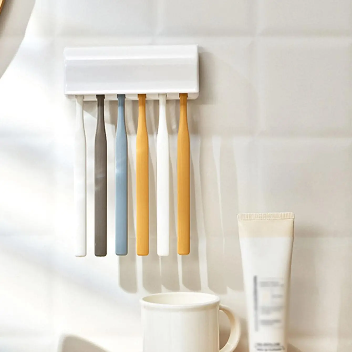 1PC - Wall mounted toothbrush holder storage rack, non perforated bathroom toothbrush storage rack