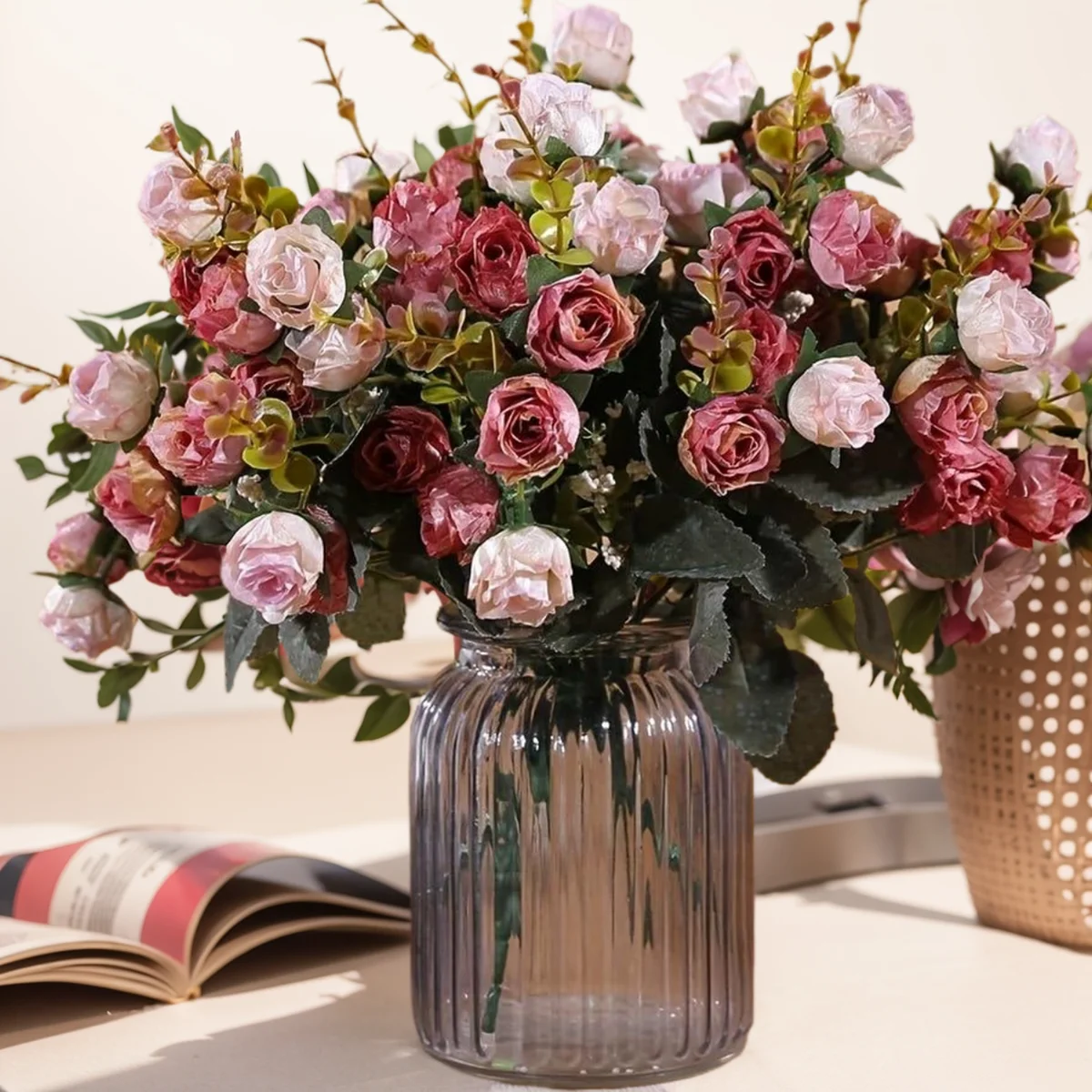 2/4 Stück künstliche Blumen, Seidenrosen, hochwertiger Weihnachtskranz, Hochzeit, Brautstrauß, Zuhause, Raumdekoration, Vase, Fensterbank