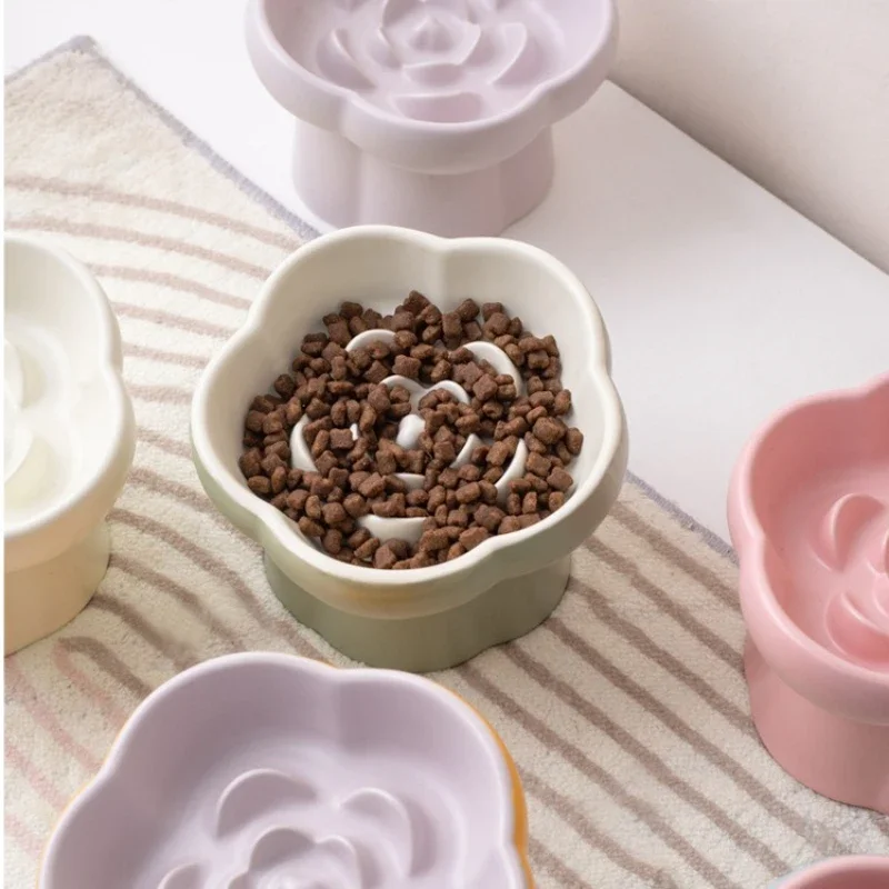 قطعة واحدة من أوعية السيراميك ذات التغذية البطيئة عالية القدم للقطط والكلاب - وعاء مضاد للاختناق ومضاد للانسكاب وحماية الرقبة للحيوانات الأليفة للكلاب والقطط الصغيرة