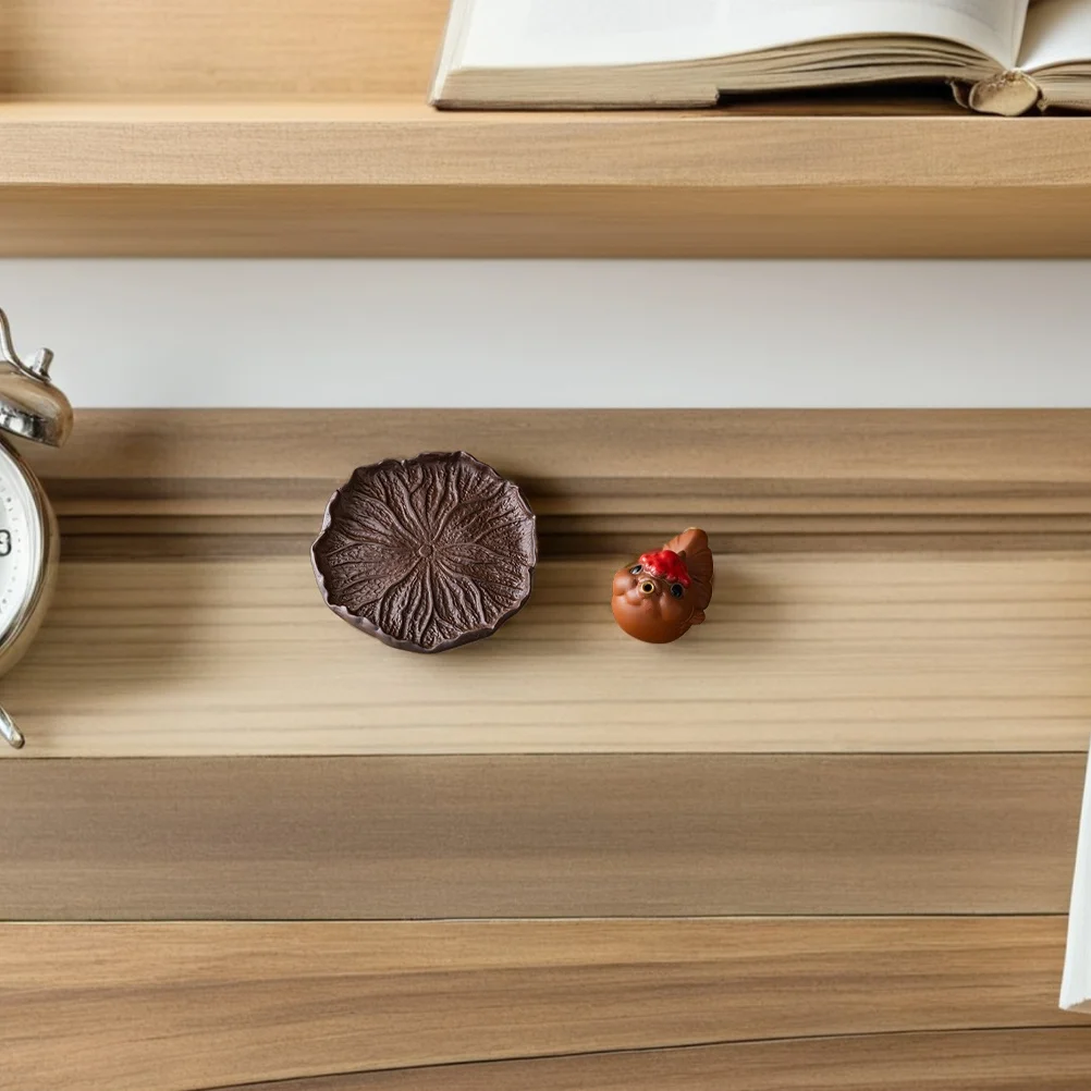 

Fish Incense Holder Ceramic Porcelain Stick Burner Tray Decorative Ash Catcher for Meditation Relaxation Aromatherapy Zen Home