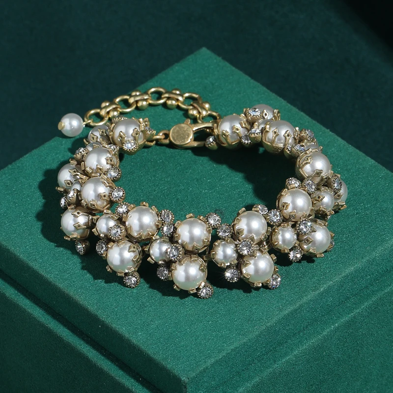 

Vintage Pearl Bracelets For Women 18k Antique Gold Plated Jewelry Natural Stone Beads Decoration Designer Luxury Wedding New