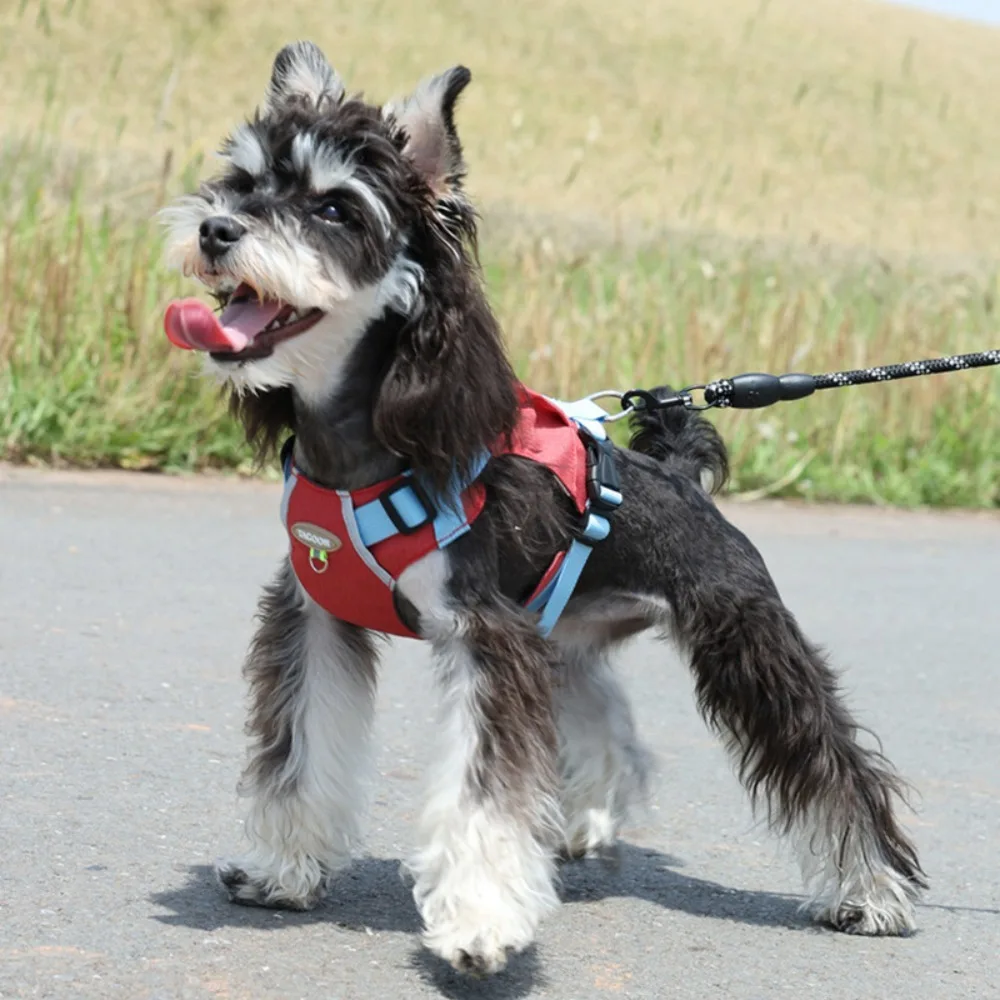 

Pet Supplies Breathable Dog Harness Adjustable with Zippered Pockets Pet Vest Reflective Wear-resistant Dog Chest Back Outdoor