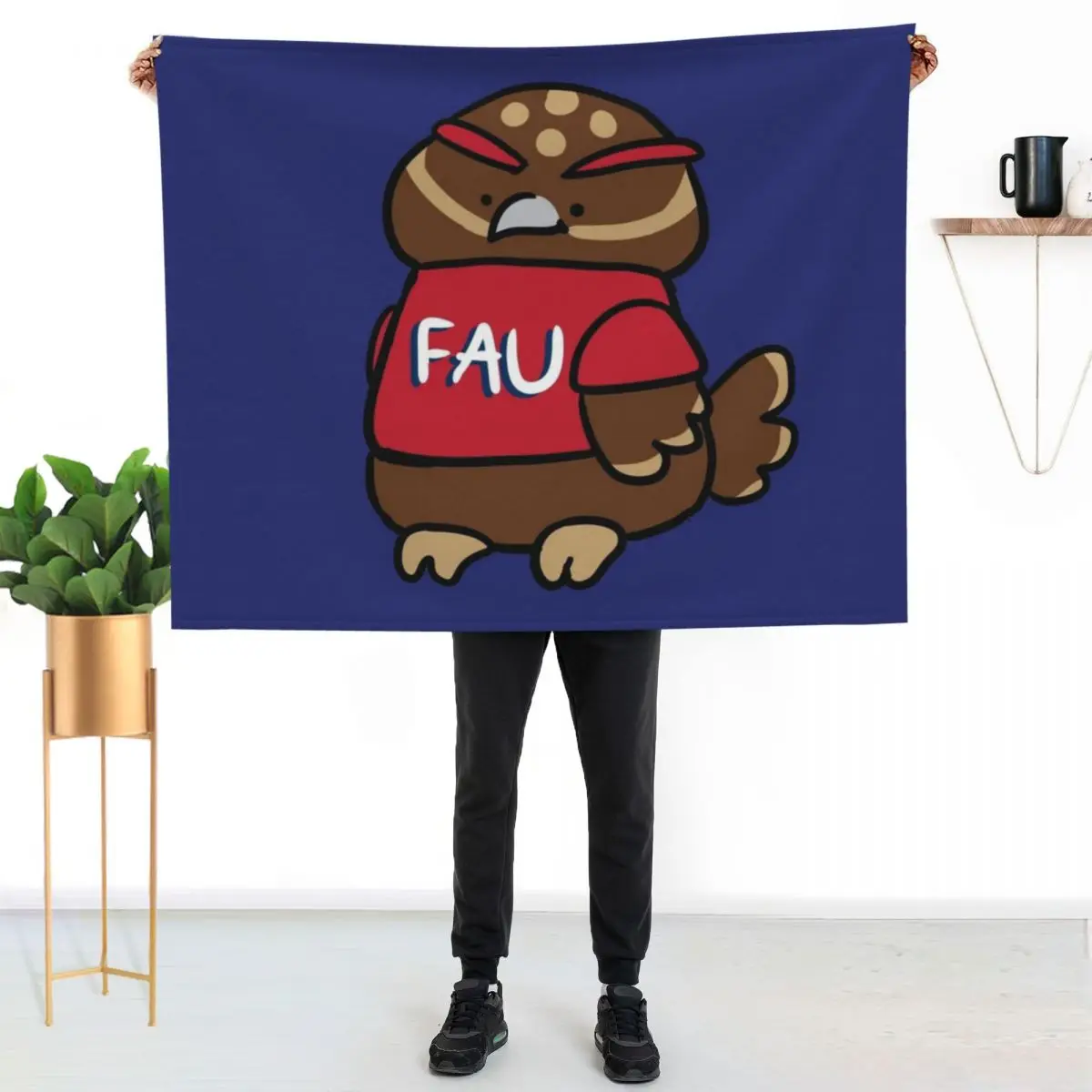 Owlsley the Owl - Florida Atlantic University Throw Blanket Fade Resistant Durable Throw Blanket