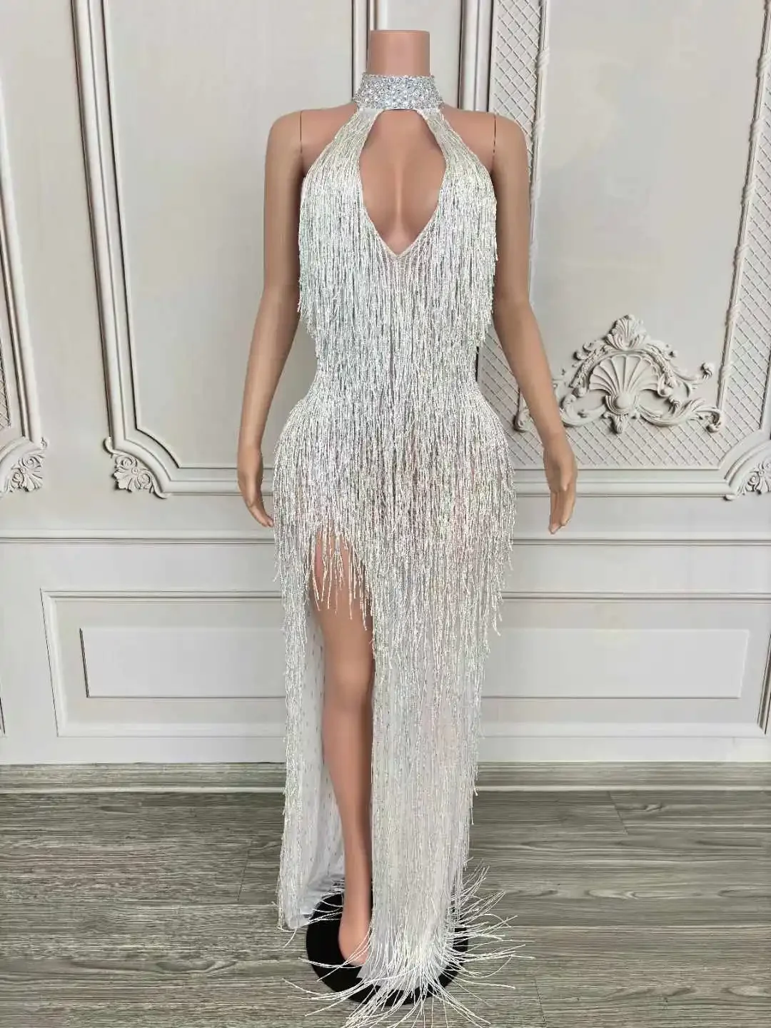 

Sexy Sleeveless Long Tassel Women White Elegant Birthday Queen Dress Celebrate Evening Party Stage Wear Outfit