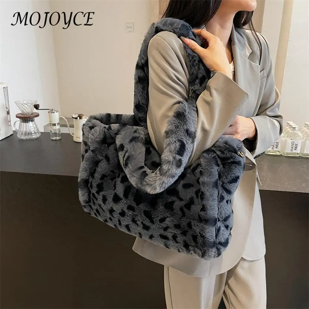 Women Plush Shoulder Bag Soft Fluffy Handbag Adjustable Strap Underarm Bag Large Capacity for Work Travel