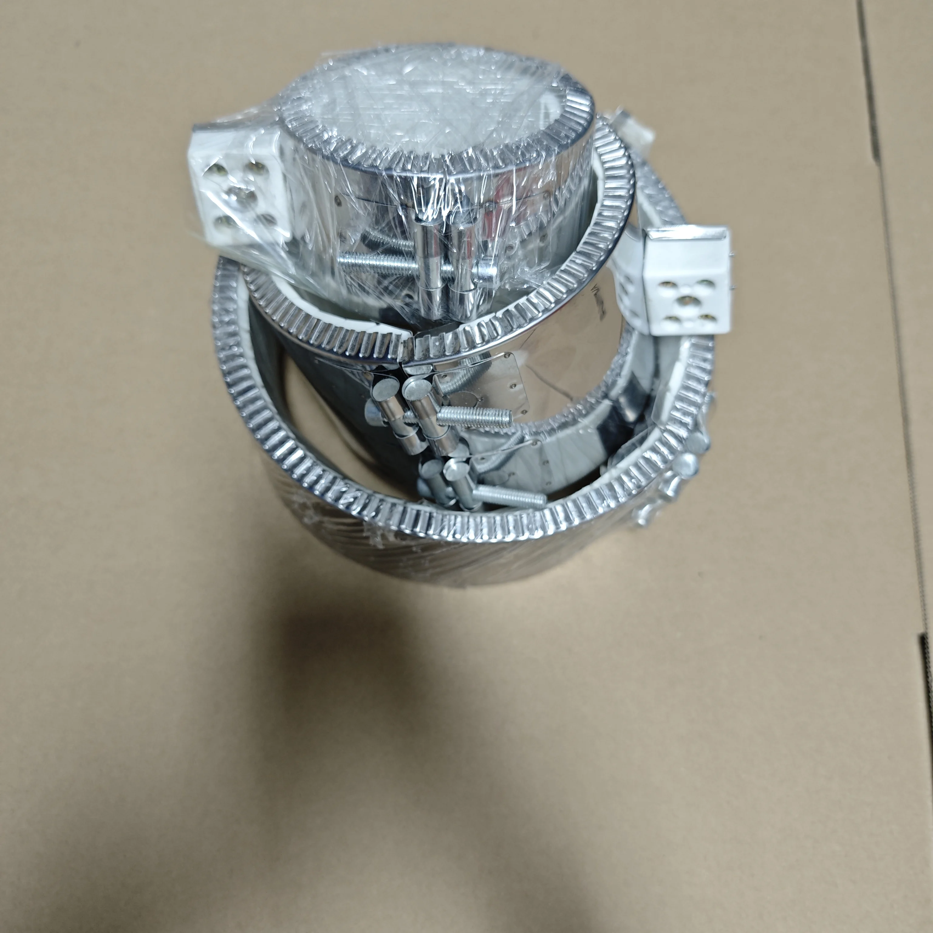 

ID180mm/ID185mm/ID190mm Ceramic Band Heater for Injection Molding Machine 300-500 Degrees Electric Barrel Nozzle Heater Band