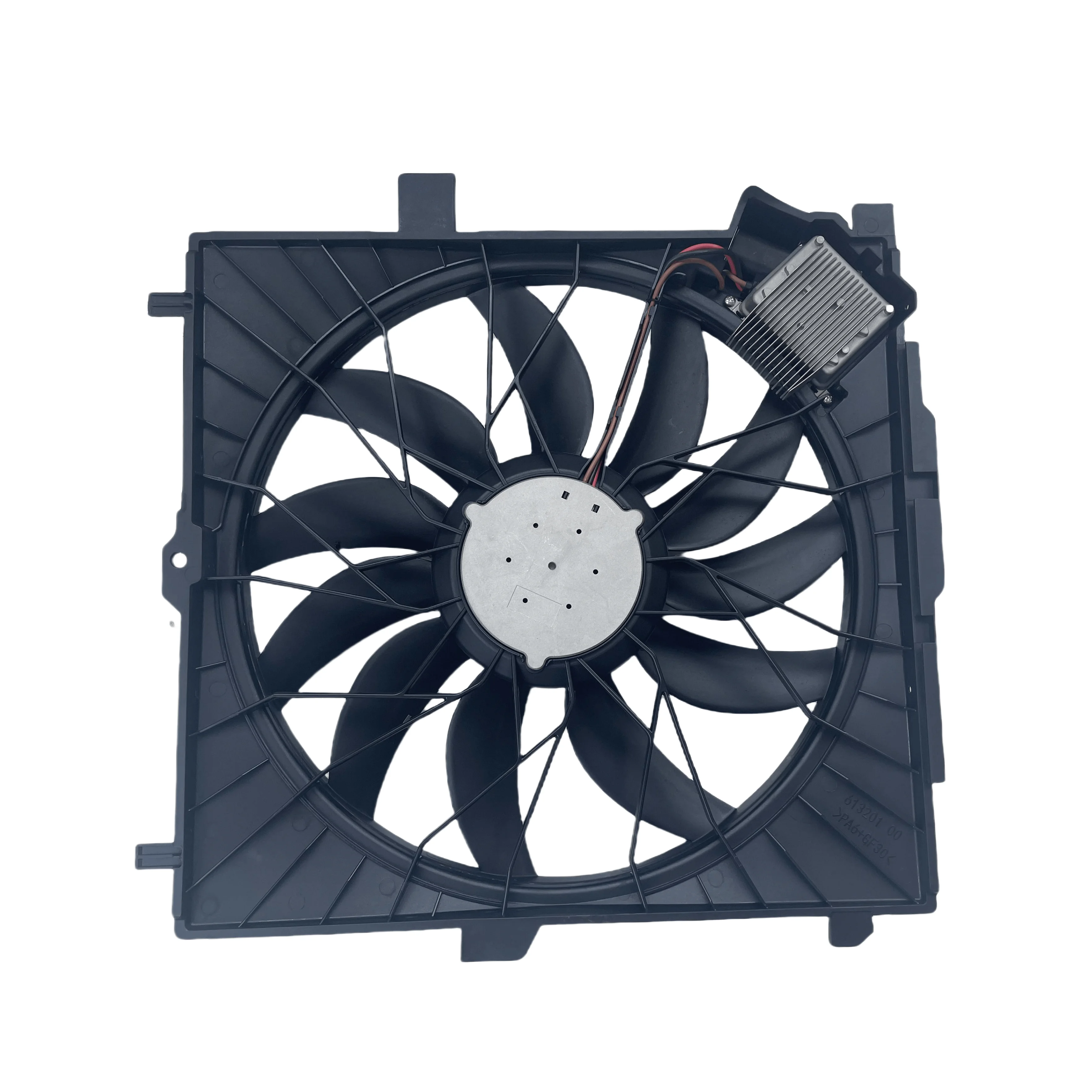 قطع غيار السيارات المبرد 860 واط حقيقية مروحة التبريد الإلكترونية الجمعية OEM 4635000293 A4635000293 ل Mer cedes Ben z W463 G63