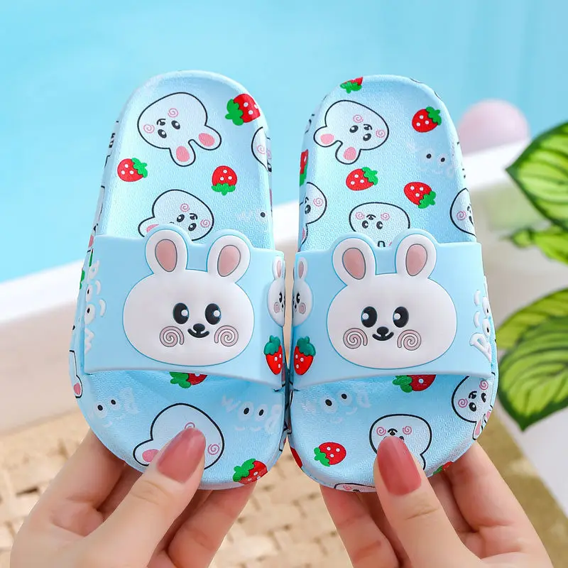 Pantoufles de dessin animé pour enfants, chaussures de princesse pour garçons, pantoufles d'intérieur douces non aldes, pantoufles astronomiques pour bébé, chaussures chaudes mignonnes pour la maison