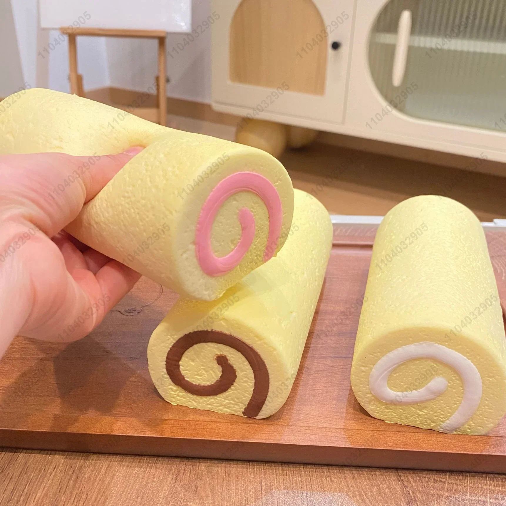 Swiss Roll Squishy Toy, Slow Rising Cake Roll, Squeeze Toy, Rebond lent, Anti souligné, Relaxation de la main, Cadeau