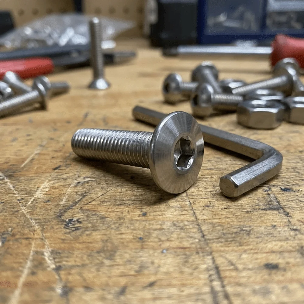 20pcs/bag 304 Stainless Steel 304 Stainless Steel Furniture Screws Inclined Round Head Large Flat Countersunk Hex Socket Bolts