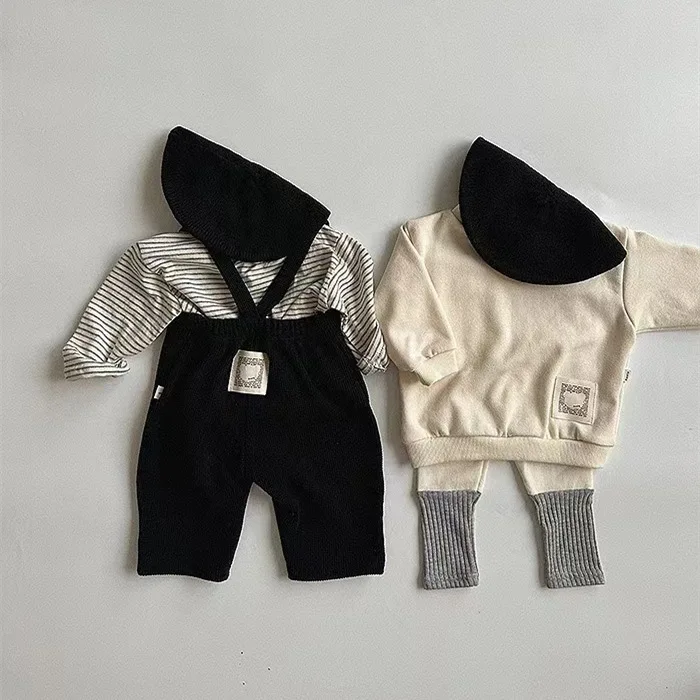 2024 New Infant Cotton Leggings Solid Baby Strap Pants Cute Toddler Waffler Stretch Pants Loose Baby Girl Casual Pants 0-24M