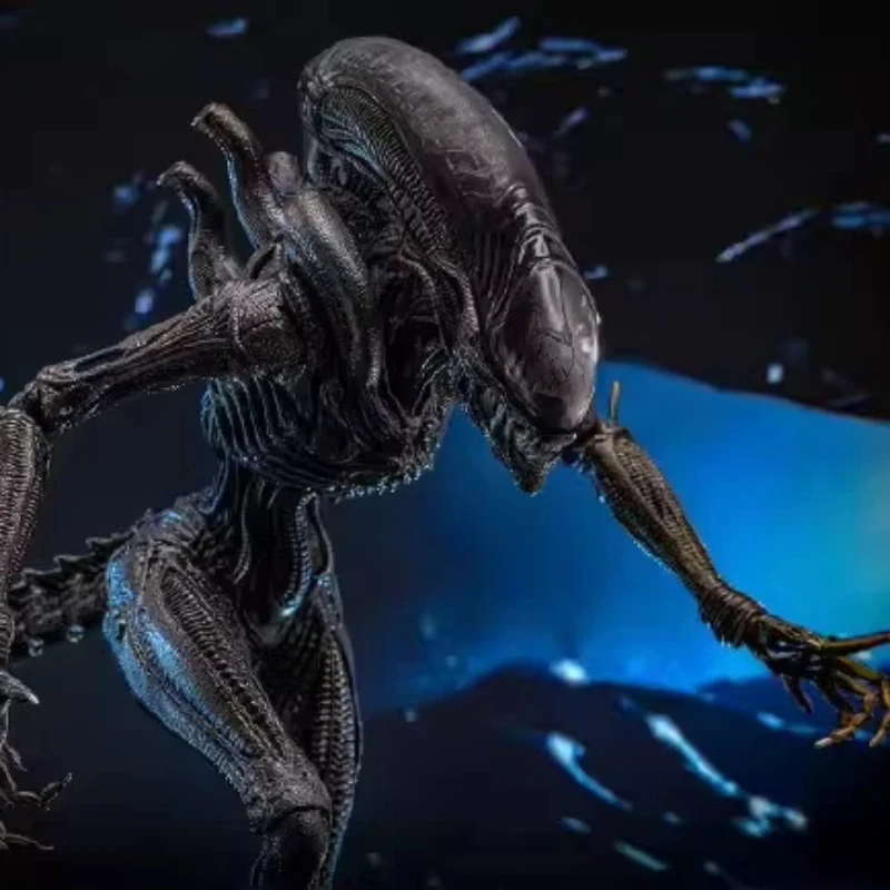 

HotToys HT 1/6 Scorched Xenomorph Action Figure MMS784 Alien Romulus Articulated Collectible Model For Action Figure Collectors