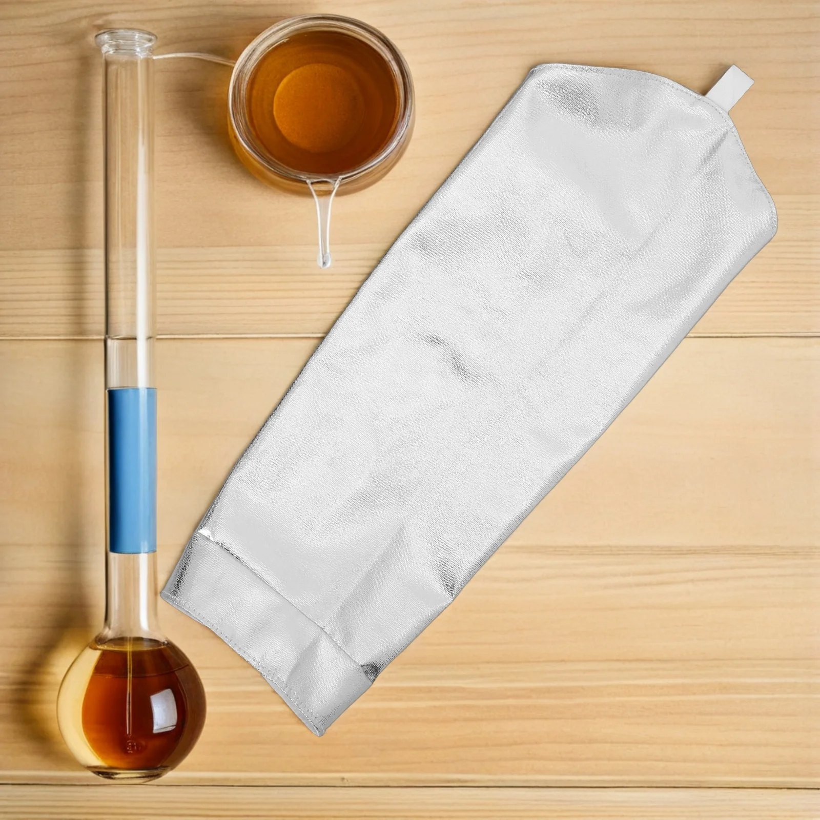 

2Pcs Aluminum Foil Heat Resistant Arm Sleeves Flame Retardant Insulation Cover for Kitchen Industrial Work Protection