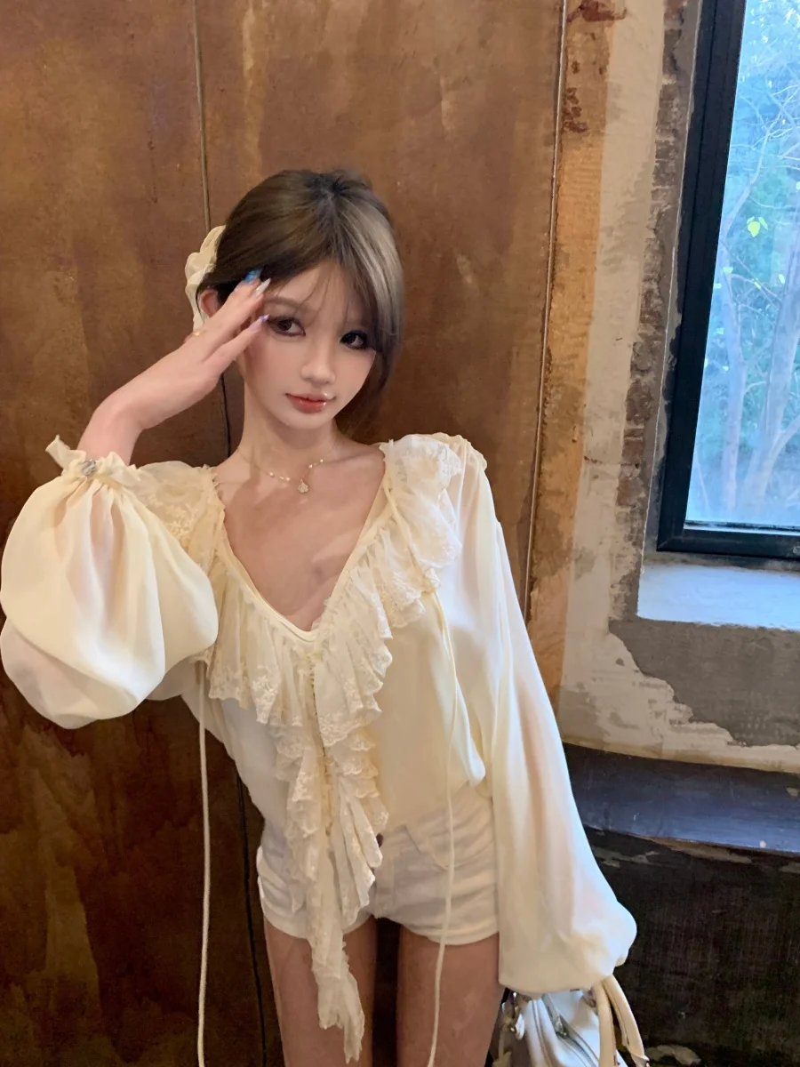 

Choker Girl V-ne Lantern Sve Chiffon Top Women's Spring Loose Fit Long Sve Lace Trim Blouse Korean Sle Office Wear