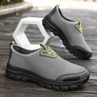 Men Non Slip Black Sports Shoes Breathable Mesh Casual Running Shoes One Foot Slip Le Fu 2025 New Outdoor Summer Barefoot Shoes