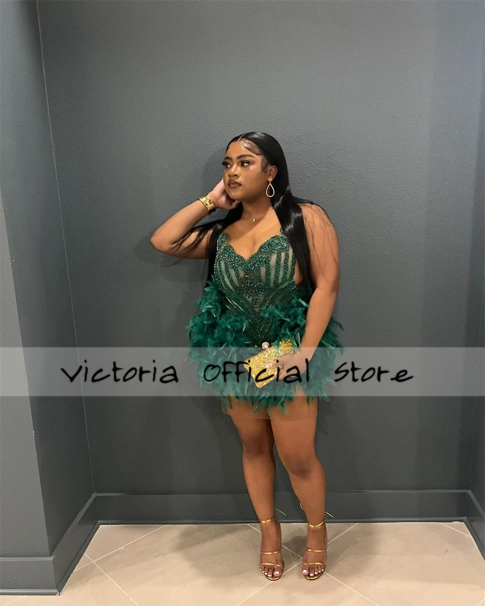 Notável verde escuro mini cocktail vestidos de baile frisado strass penas aniversário vestido de baile preto meninas personalizado