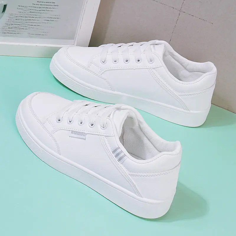 Tenis Feminino 2022 Leather Breathable Women Tennis Shoes Students Gym Athletic Jogging Light Lace-up Shoes Female Sneakers