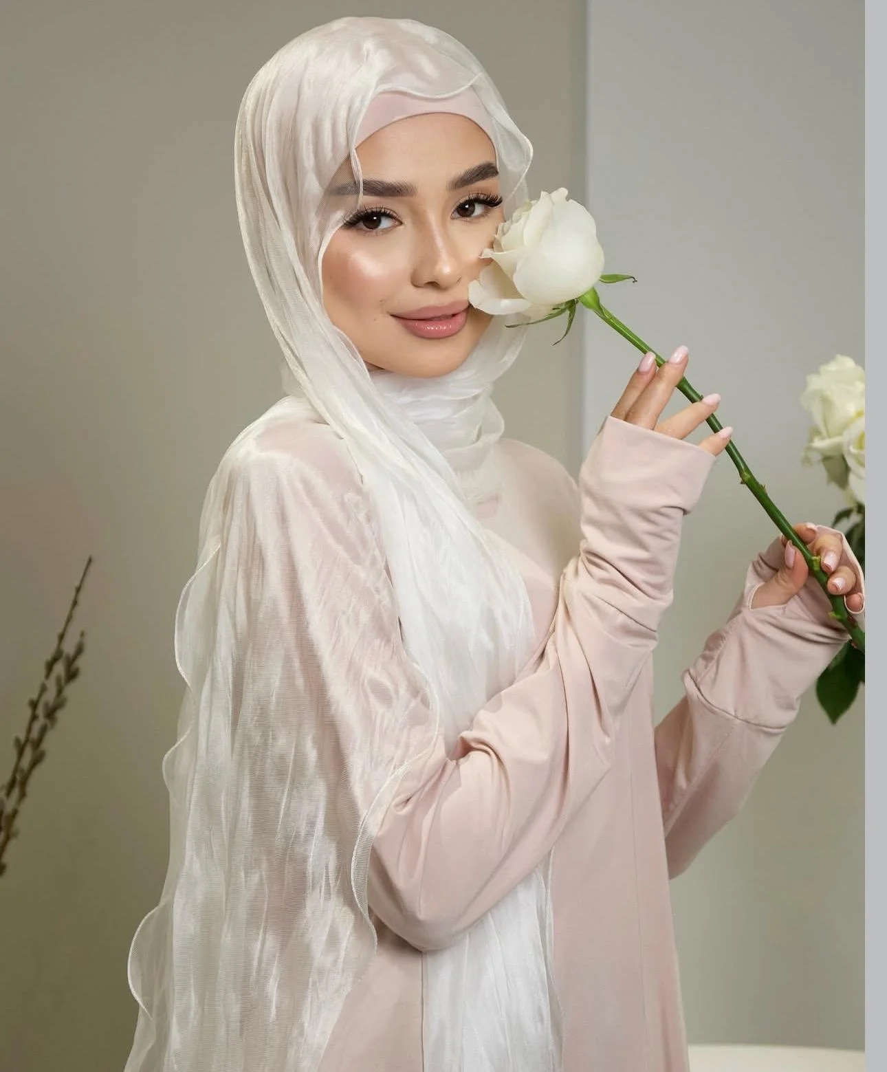 

Middle East Summer Elegant Ramadan Eid Wedding Hijab Muslim Women Satin Crinkle Chiffon Voile Shawl Hijab Scarf